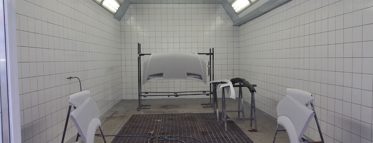 osszetort-megjavitjuk-fenyezokabin